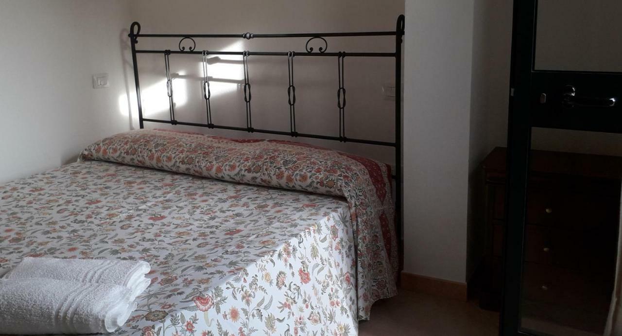 Agriturismo La Tuva Βίλα Padru Εξωτερικό φωτογραφία