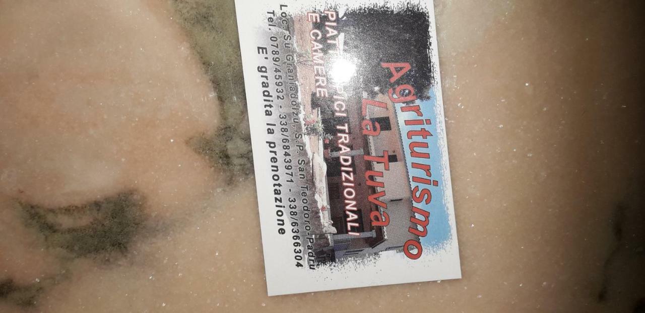 Agriturismo La Tuva Βίλα Padru Εξωτερικό φωτογραφία